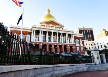 Massachusetts House passes bill to incentivize solar + storage deployment in the state
