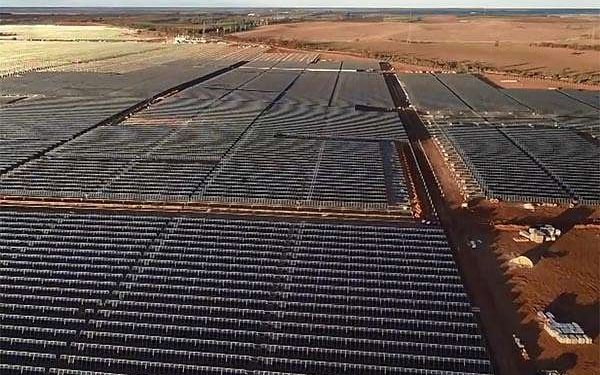 Australia approves world’s ‘largest’ solar hub