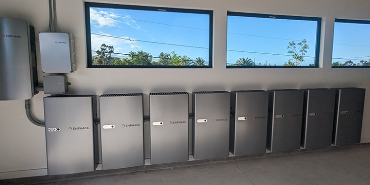 Brand-exclusive solar inverter + battery pairings save customers more money in evolving markets