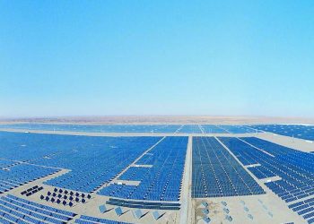 Major Qatari plant to double solar capacity by 2030: minister