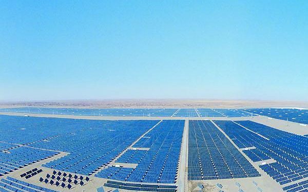 Major Qatari plant to double solar capacity by 2030: minister