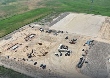 Clearway Energy Group starts work on 300-MW Texas solar + storage project