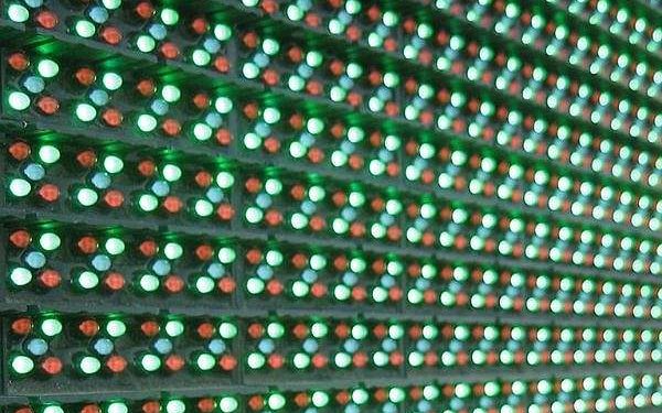 Bright future for solar panels and screens with new nanocrystal research