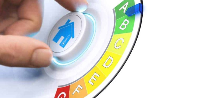 How to Optimise Your Home’s Energy Efficiency Before Installing Solar Panels