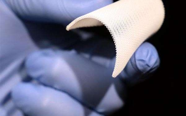 Developing 3D smart energy devices with radiant cooling and solar absorption