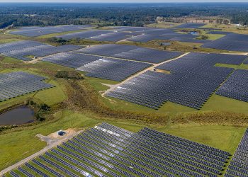 D. E. Shaw completes 50-MW solar tracker project in southeast Louisiana