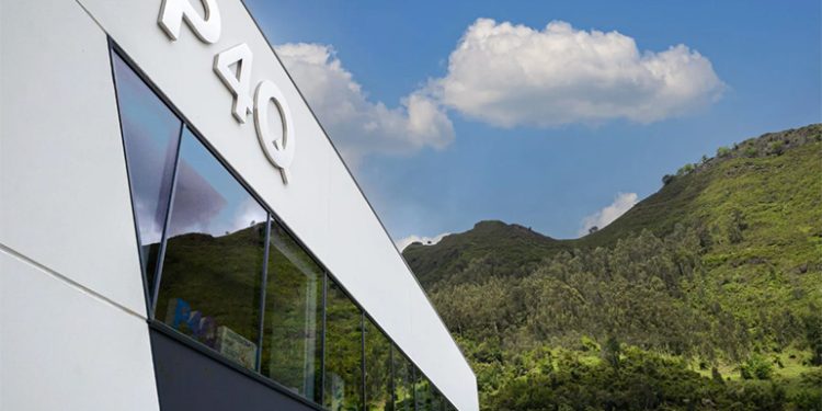 Kinematics acquiring global solar tracker controller manufacturer P4Q