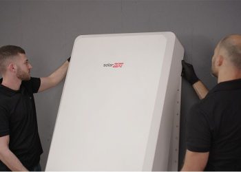 SolarEdge exits energy storage manufacturing