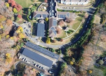 Resident-led solar committee energizes 763-kW project at Connecticut retirement community