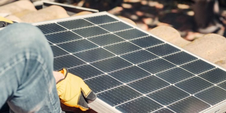 Sunrun fined as two workers suffer deadly fall from roofs – pv magazine USA