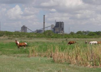 Texas coal plant to switch to solar + storage by 2027