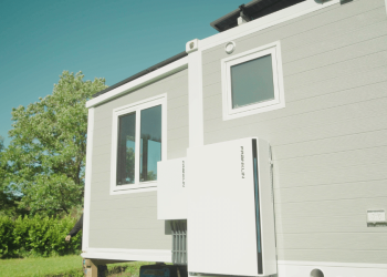 FranklinWH Battery Powering Off-Grid Home in Whangamata, New Zealand