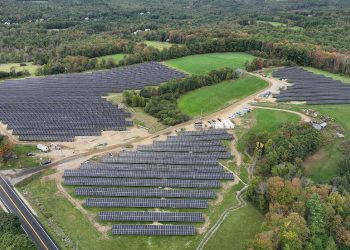 Encore Renewable Energy completes 2 community solar projects in Maine