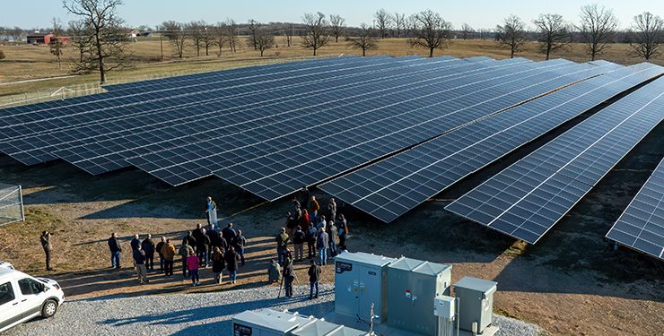 Trucking company J.B. Hunt powers up 5-MW solar project in Arkansas