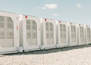 Illinois bill would set 15-GW energy storage target, launch virtual power plant program