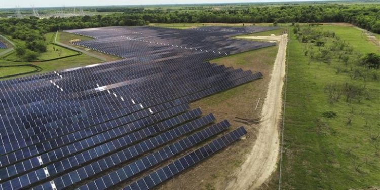 GameChange Solar deploys trackers on 2-kV pilot PV project