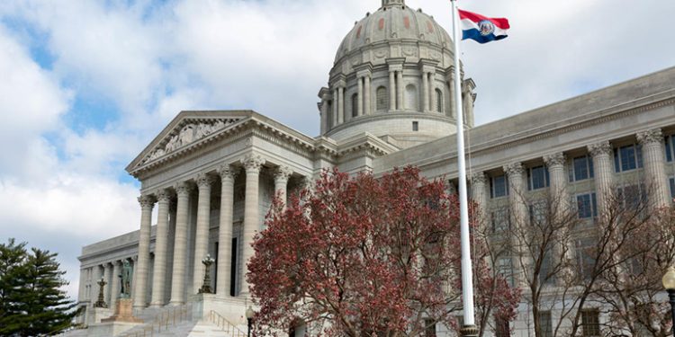Missouri Republicans introduce community solar pilot program legislation