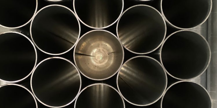 Trump imposes tariffs on steel, aluminum imports