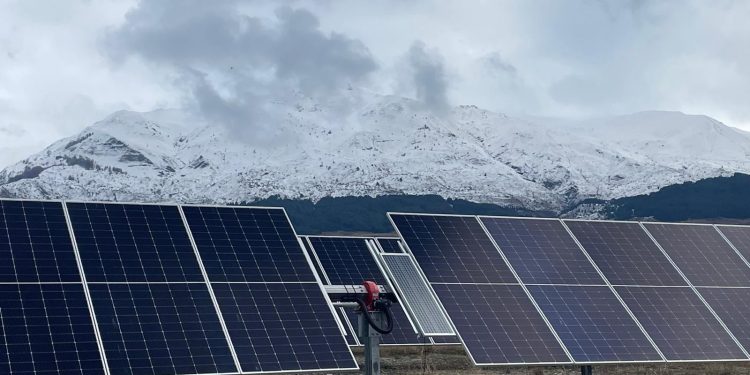 DCE Solar brings Axial’s dual-row solar tracker to US market