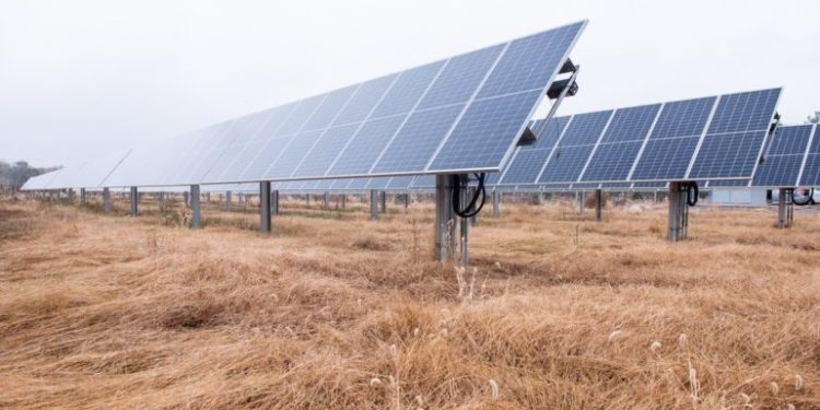 Minnesota legislature considers sunsetting LMI community solar program in 2028