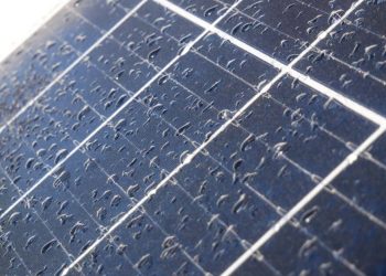 How to Optimize Your Solar Panel Setup for Weather Conditions