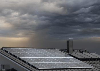 Do I Need to Turn Off My Solar Panels in a Cyclone?