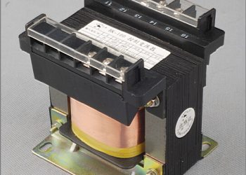 The Ultimate Guide to Hybrid Solar Inverters