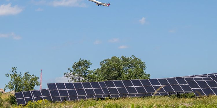 Pittsburgh International Airport plans 4-MW expansion to existing solar array