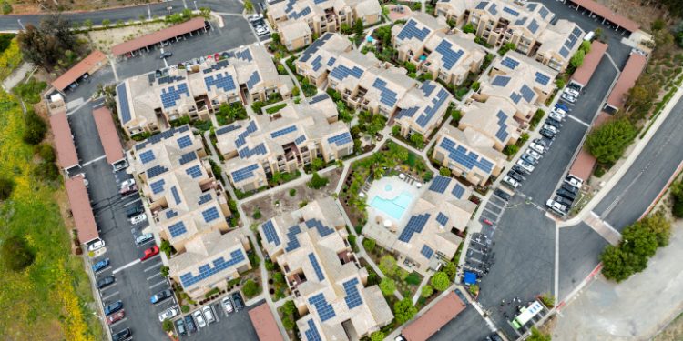 800 California low-income residents now have access to solar power from Sunrun