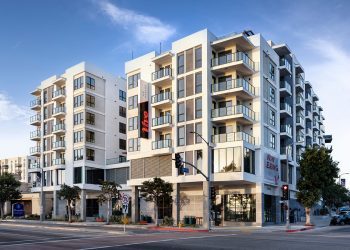 Black Bear Energy installs rooftop solar system for California luxury apartment building