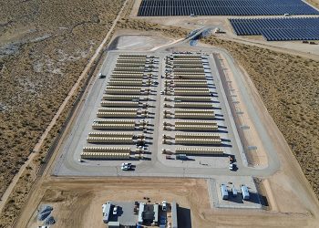 LRE completes 352-MWh co-located battery energy storage system in Kern County