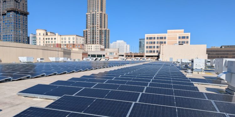 SolarKal, G&S Solar bring community solar array to rooftop near NYC