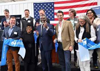 Largest solar project east of Mississippi River now online in Illinois