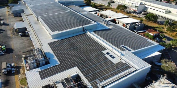 Tips for Using Solar Panels to Maximize Efficiency