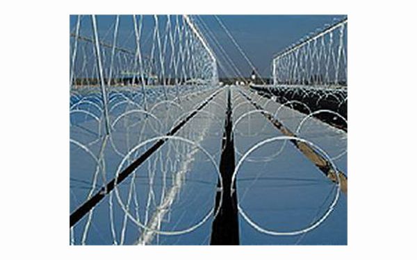 AI designed nanostructure coating cuts solar reflection and boosts cell efficiency