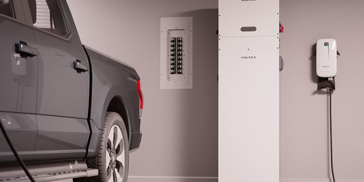 GRID Alternatives building donated Savant energy storage projects in Puerto Rico, Mexico