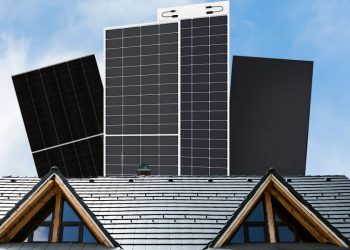 How Much Energy Can a Solar Panel Generate Per Day