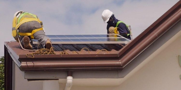 How Solar Panel on Rooftops Add Value to Your Property