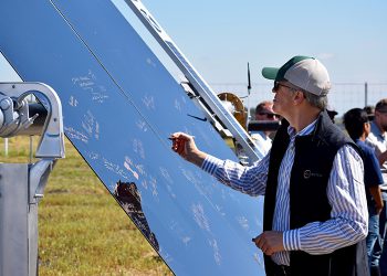 Utility-scale solar project will host row crops underneath through farmland partnership