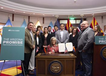 Arizona steps up as next state to prioritize renewable energy development in face of federal pullback