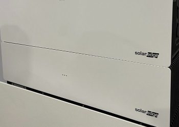 SolarEdge rolls out stackable residential LFP battery at RE+