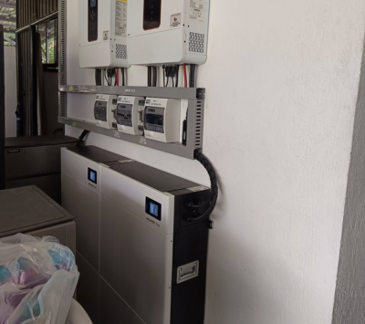 A Dual LFP.6144.G2 Solar Inverter Battery Configuration