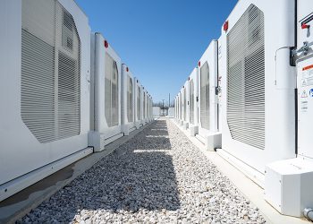 Illinois House passes bill to expedite energy storage to stabilize grid