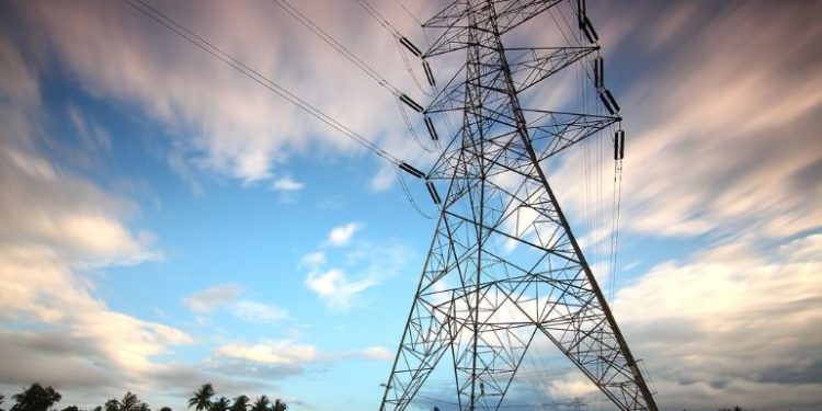 Renewable energy advocates urge Illinois legislature to pass grid overhaul bill