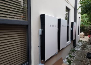 10,500 Tesla Powerwall 2 batteries recalled due to fire risk