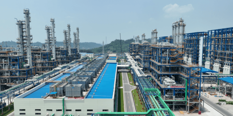 China takes 9 of Top 10 polysilicon manufacturer spots, expanding industry dominance