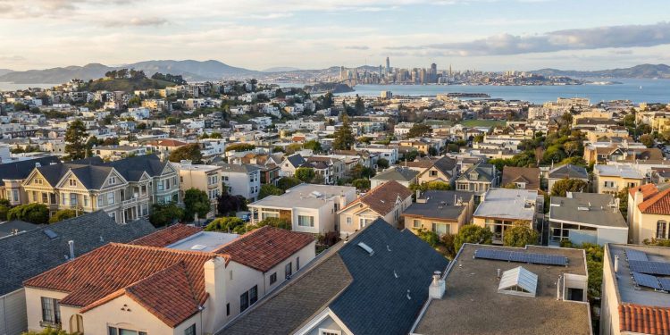 Roof Readiness: How We Determine If Your Roof Needs Replacing Before Solar