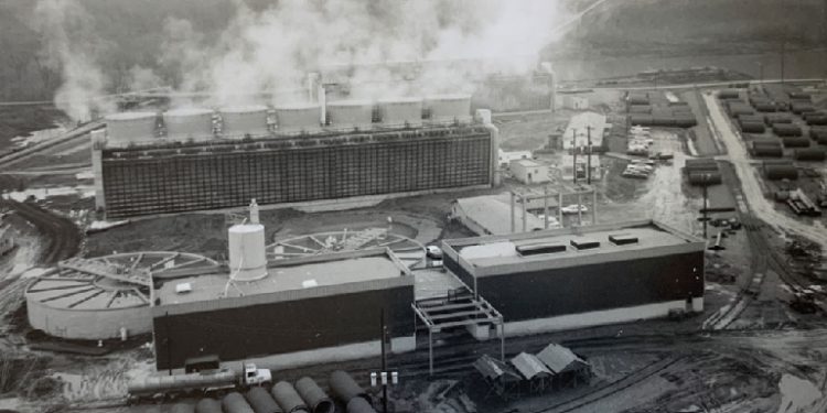 2-GW solar panel factory under construction in former coal plant town in Ohio