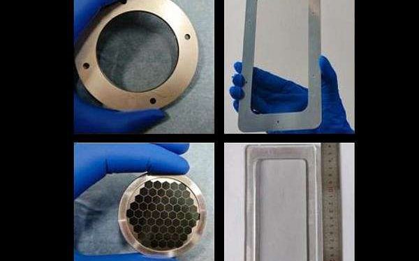 Acid treated carbon nanotubes raise efficiency and durability of flexible perovskite solar modules