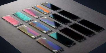 Asymmetric side chain design boosts thick film organic solar cell efficiency